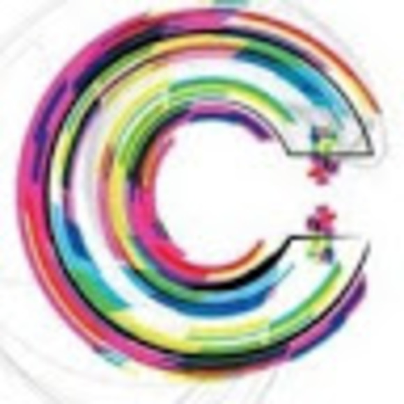 Meet your Posher, Caroline - Picture 1 of 1